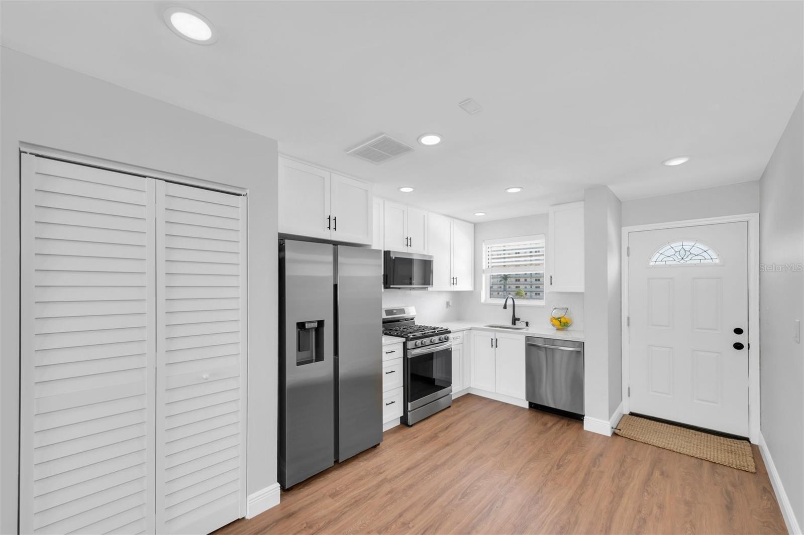 TOWN SHORES OF GULFPORT - Residential