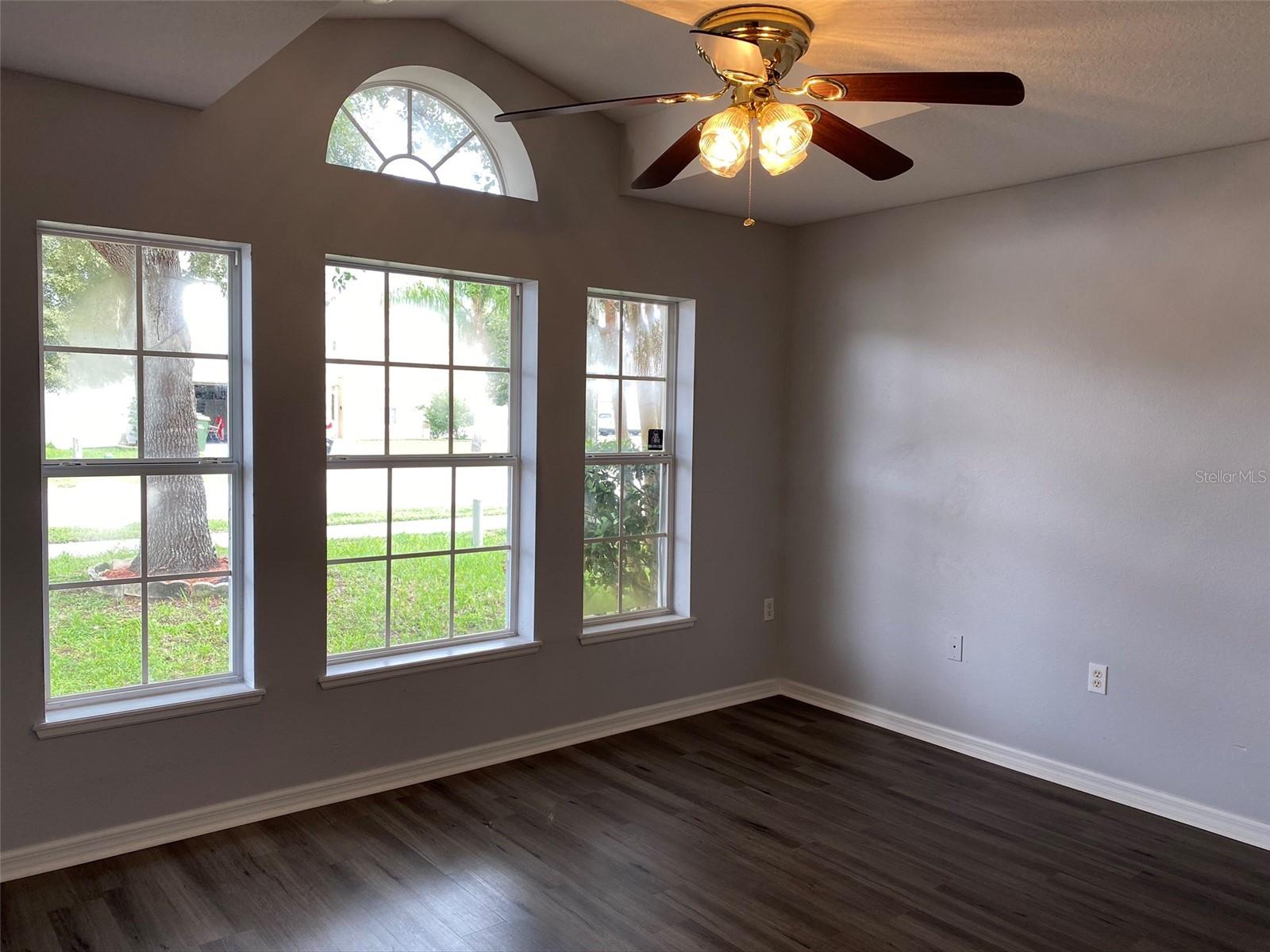 LEESBURG OVERLOOK AT LAKE GRIFFIN - Residential Lease