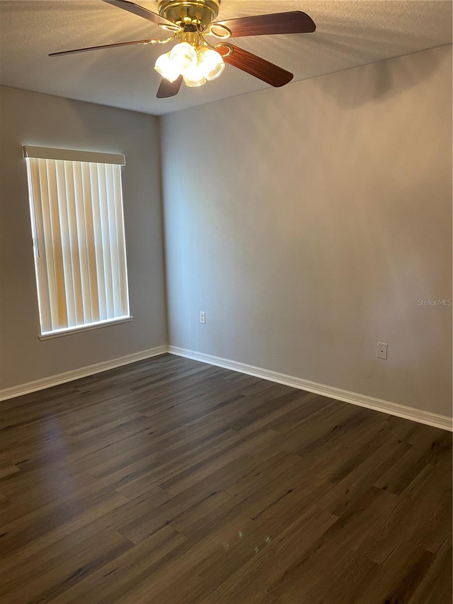 LEESBURG OVERLOOK AT LAKE GRIFFIN - Residential Lease