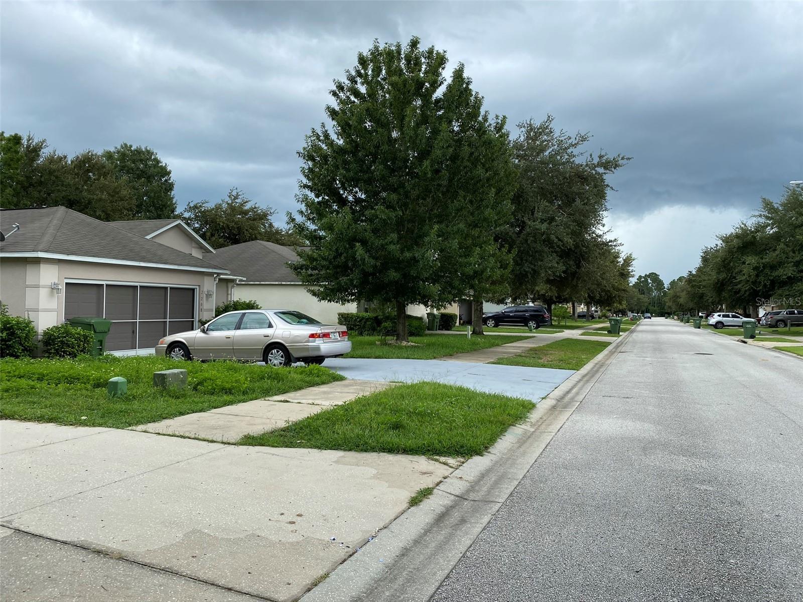 LEESBURG OVERLOOK AT LAKE GRIFFIN - Residential Lease