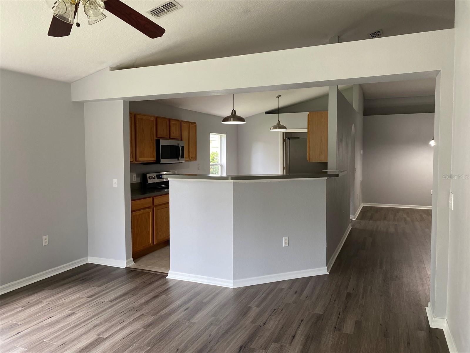 LEESBURG OVERLOOK AT LAKE GRIFFIN - Residential Lease