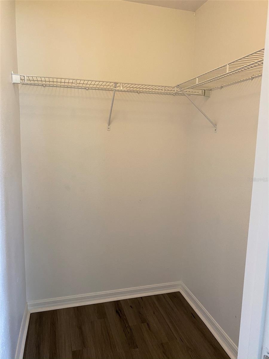 LEESBURG OVERLOOK AT LAKE GRIFFIN - Residential Lease