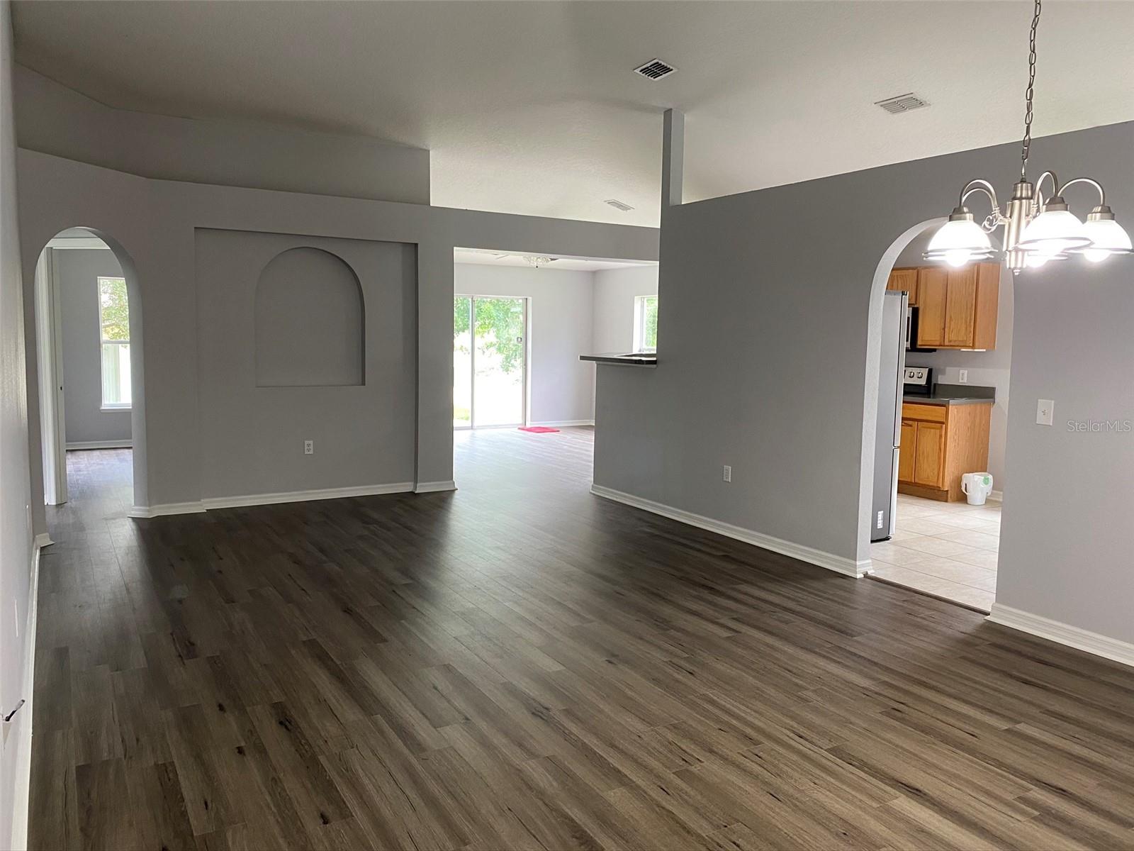 LEESBURG OVERLOOK AT LAKE GRIFFIN - Residential Lease