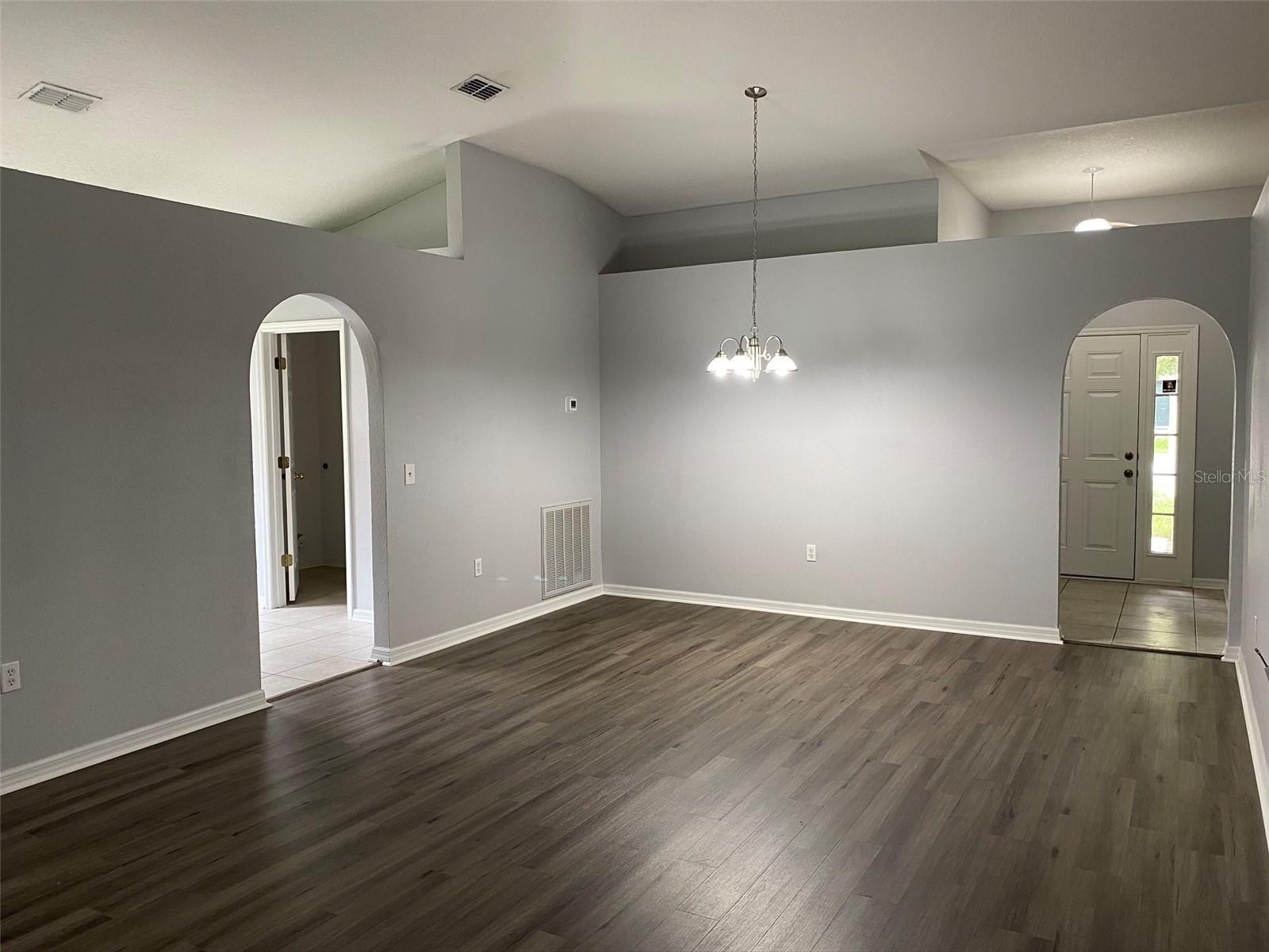 LEESBURG OVERLOOK AT LAKE GRIFFIN - Residential Lease