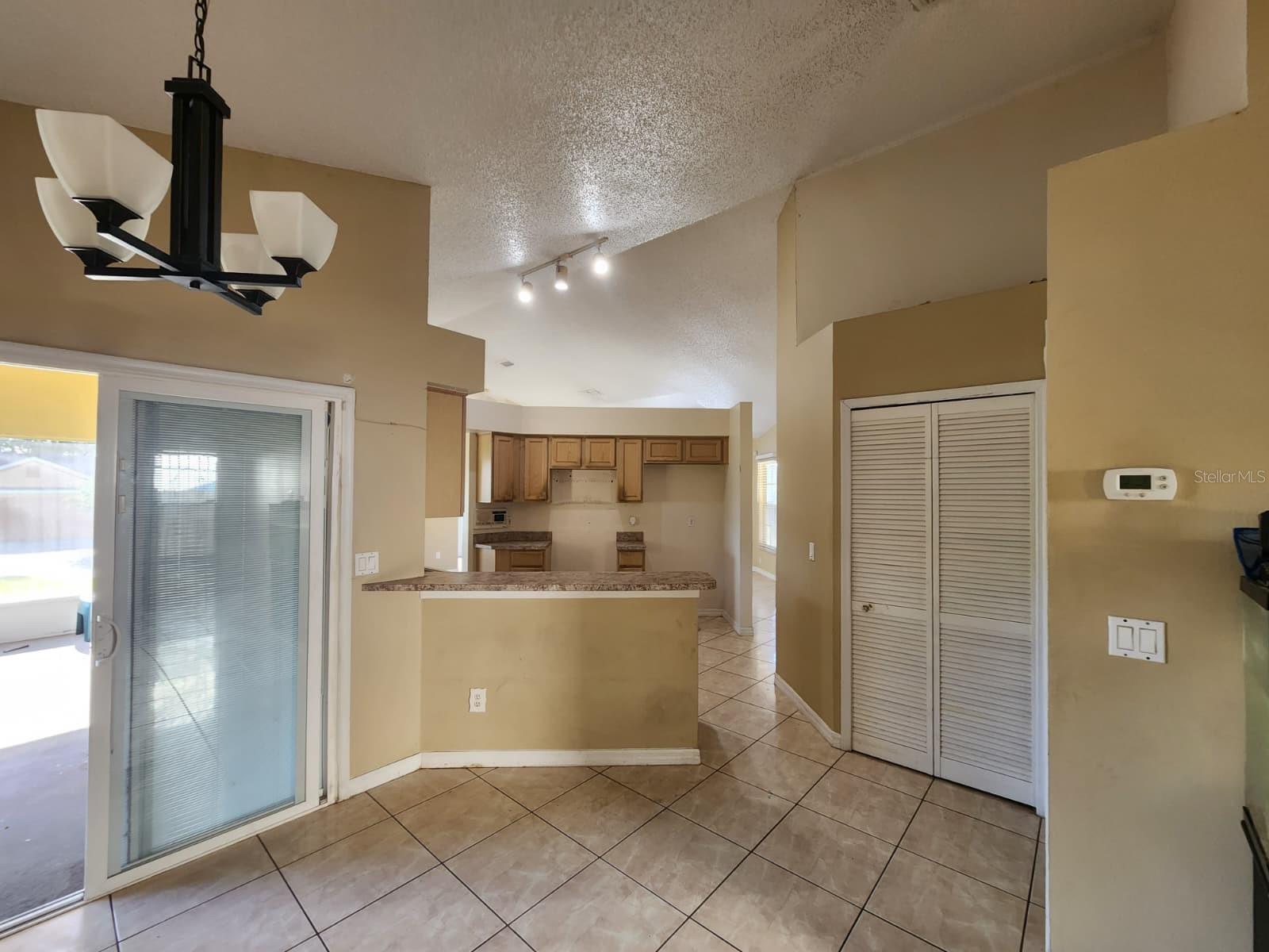 COUNTRY RUN - Residential