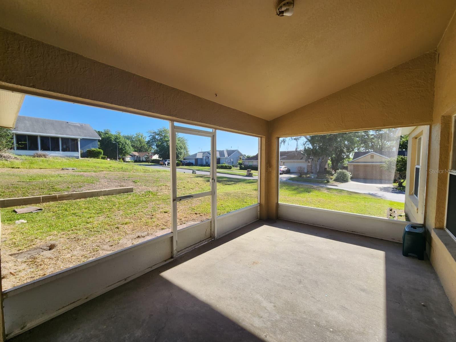 COUNTRY RUN - Residential