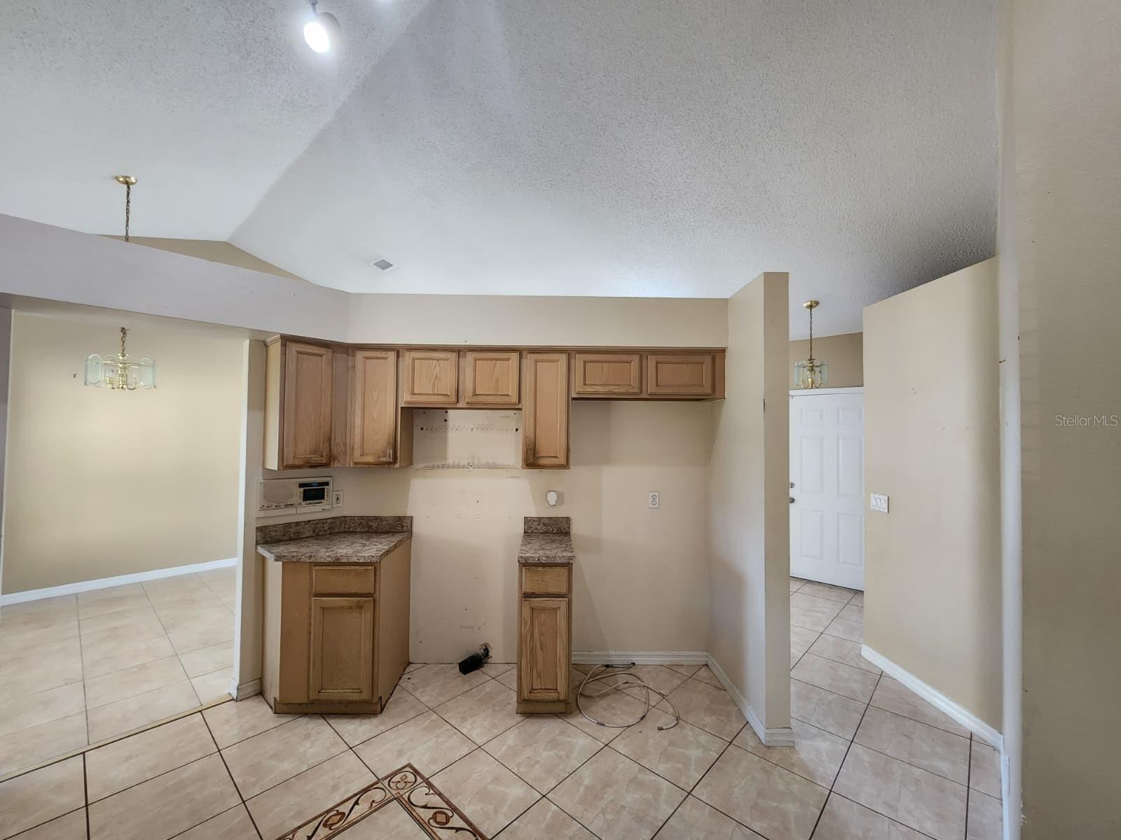 COUNTRY RUN - Residential