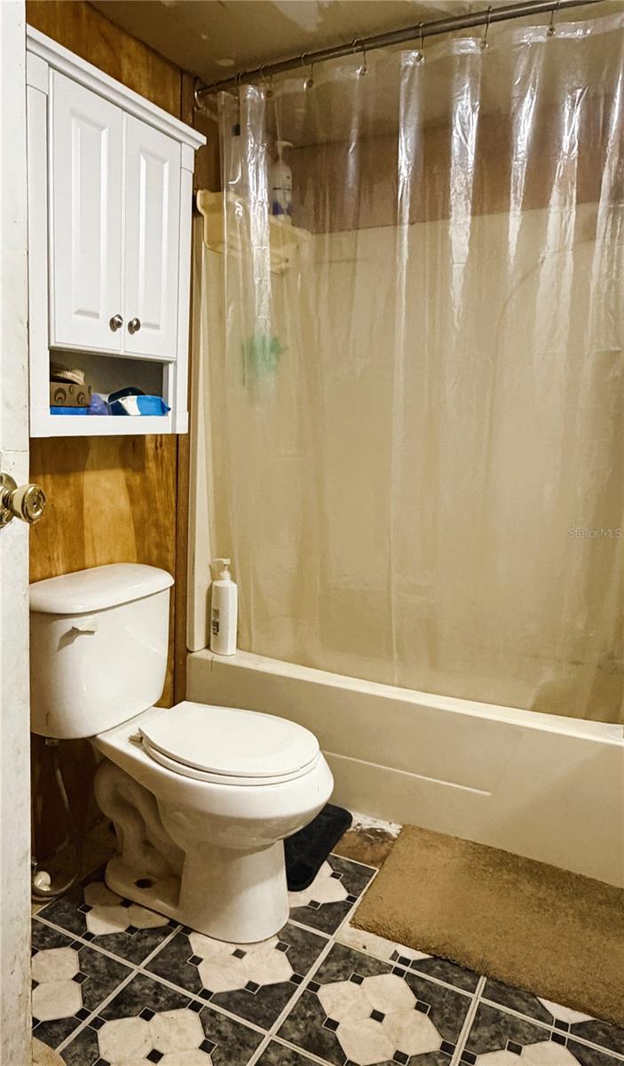 LAKE GENEVA - Residential