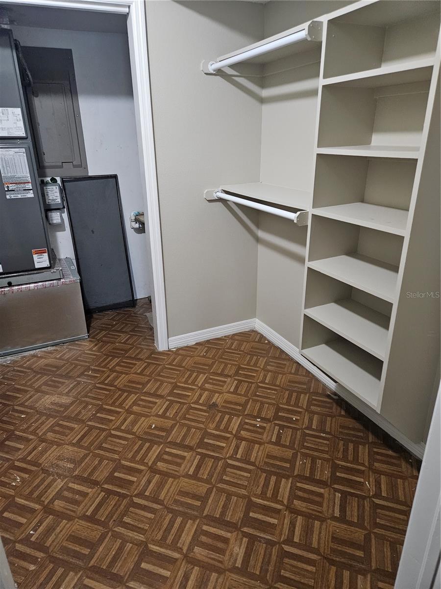 BISHOP REP - Residential Lease