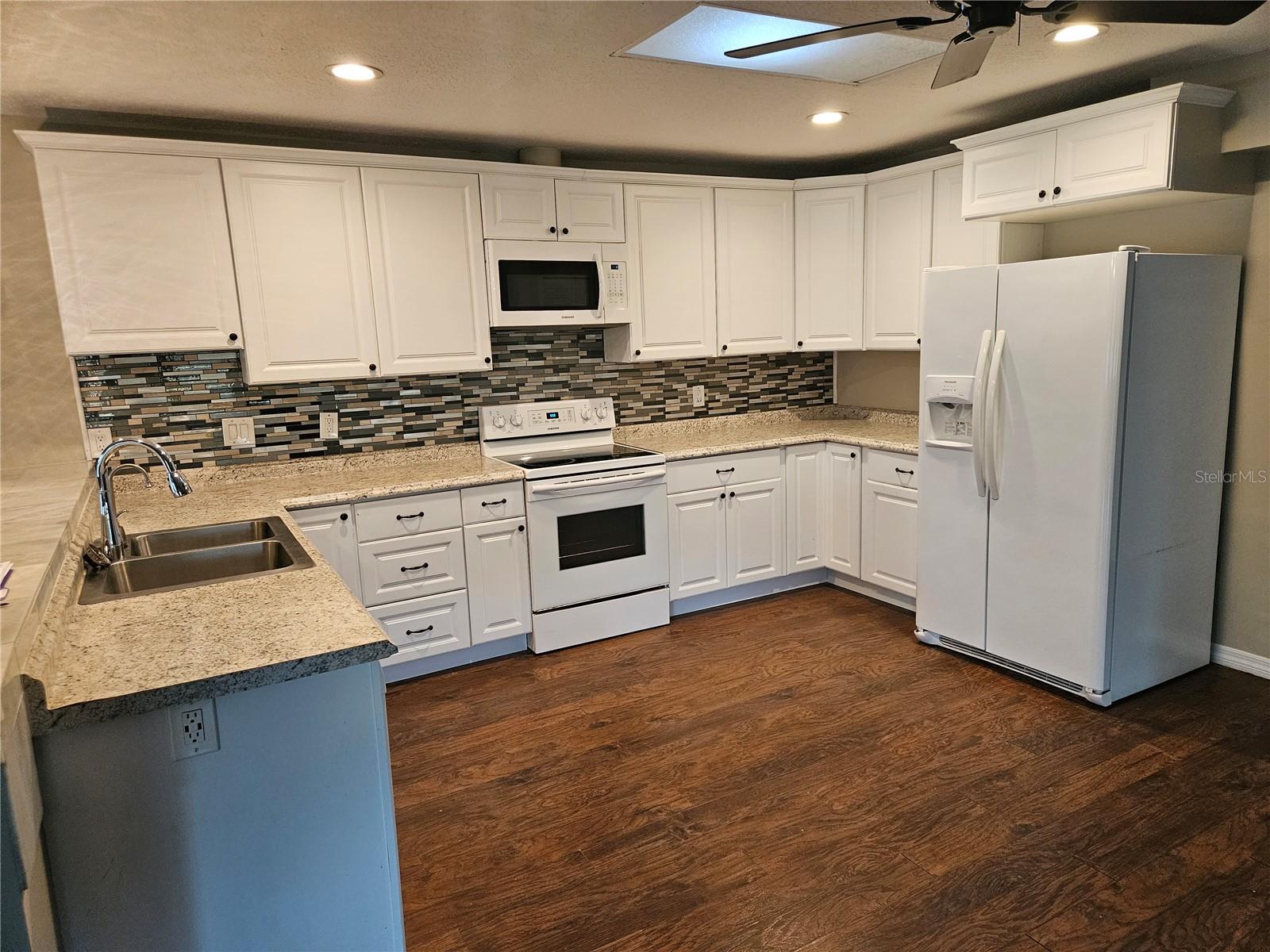 BISHOP REP - Residential Lease