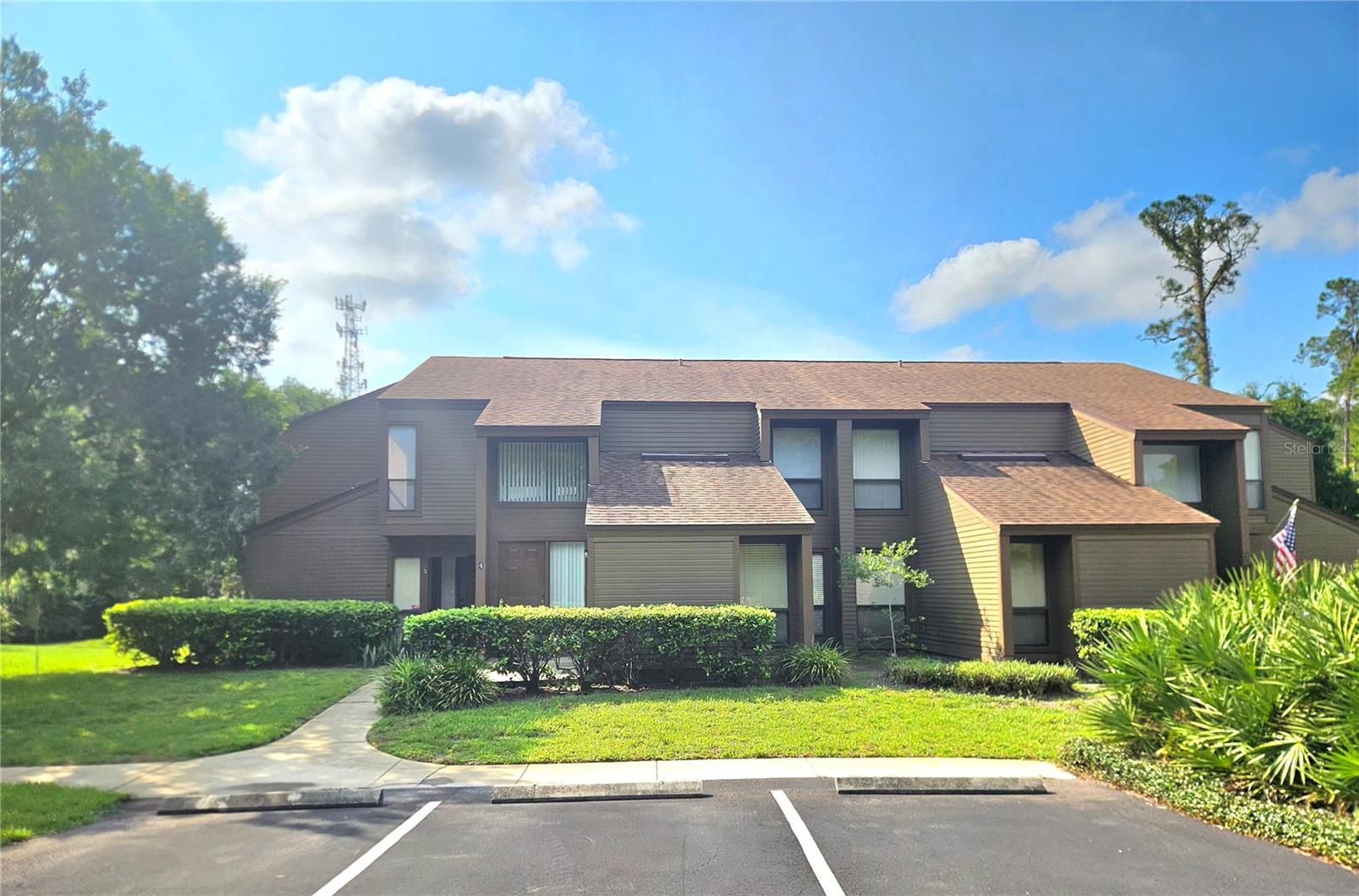 4 SHERBURY COURT 4