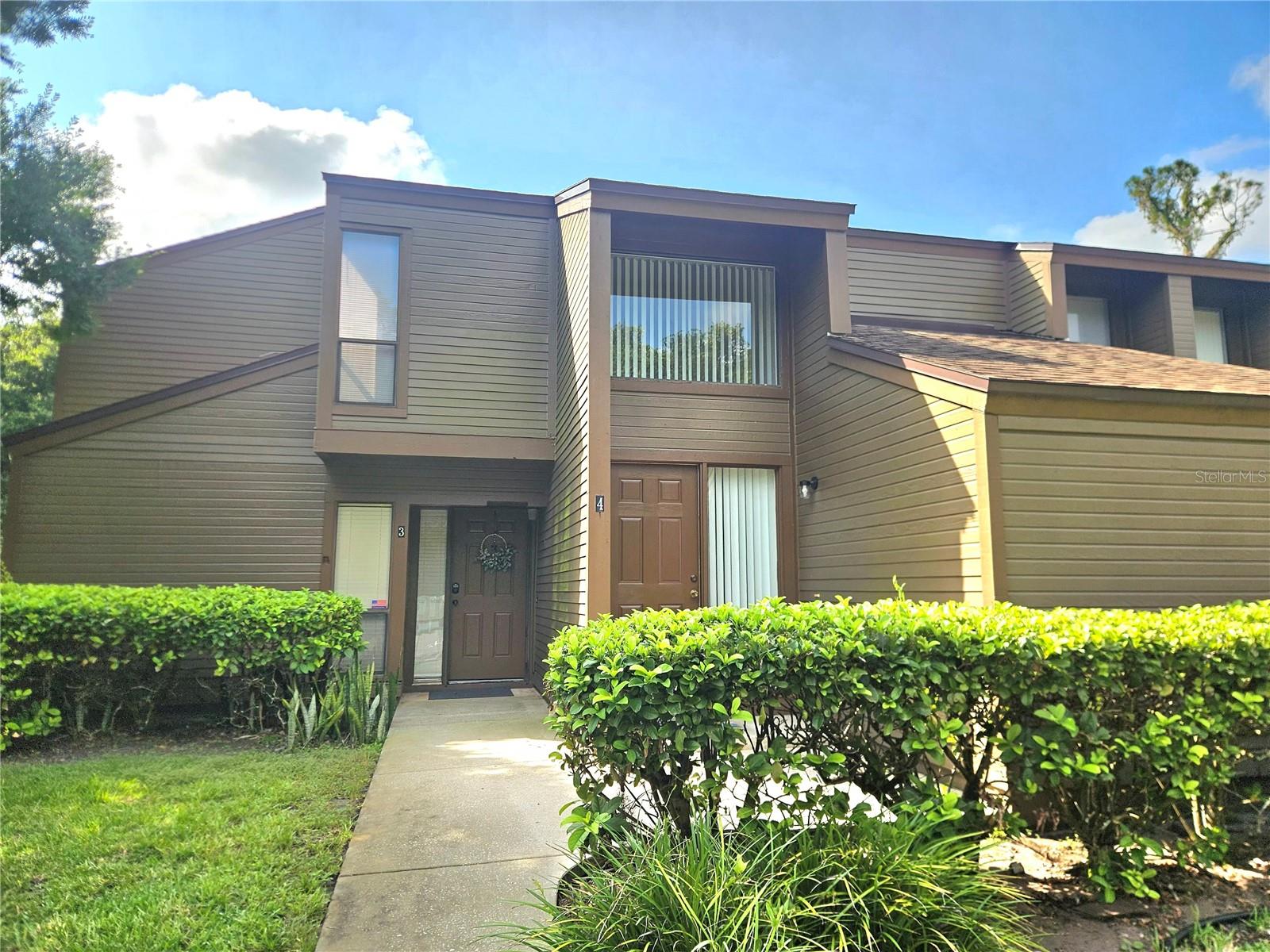 4 SHERBURY COURT 4
