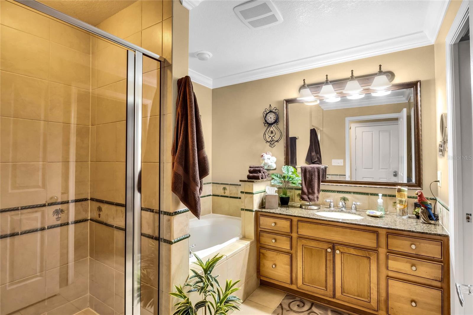 HERITAGE CROSSING CONDO PH 07 - Residential