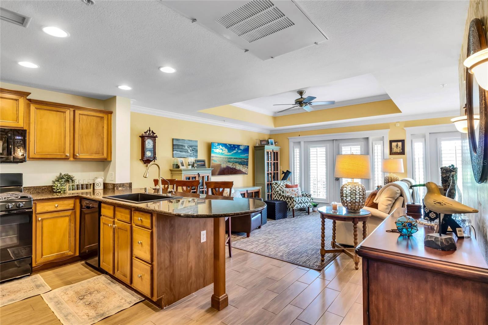 HERITAGE CROSSING CONDO PH 07 - Residential