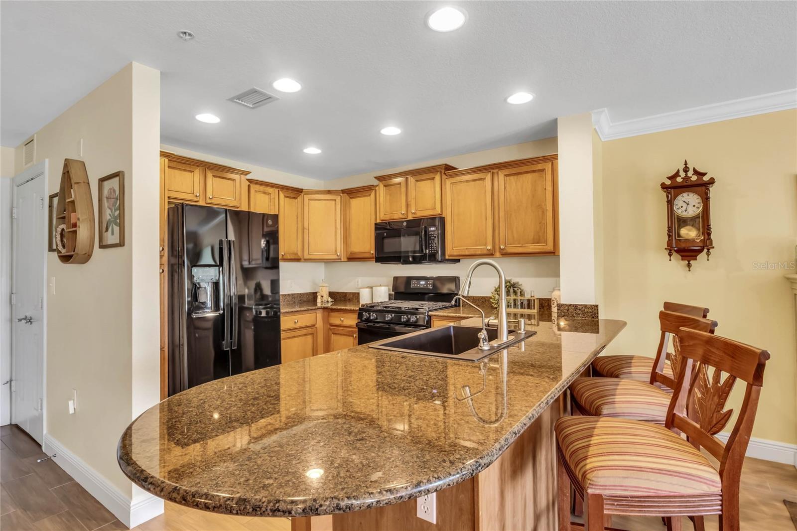 HERITAGE CROSSING CONDO PH 07 - Residential