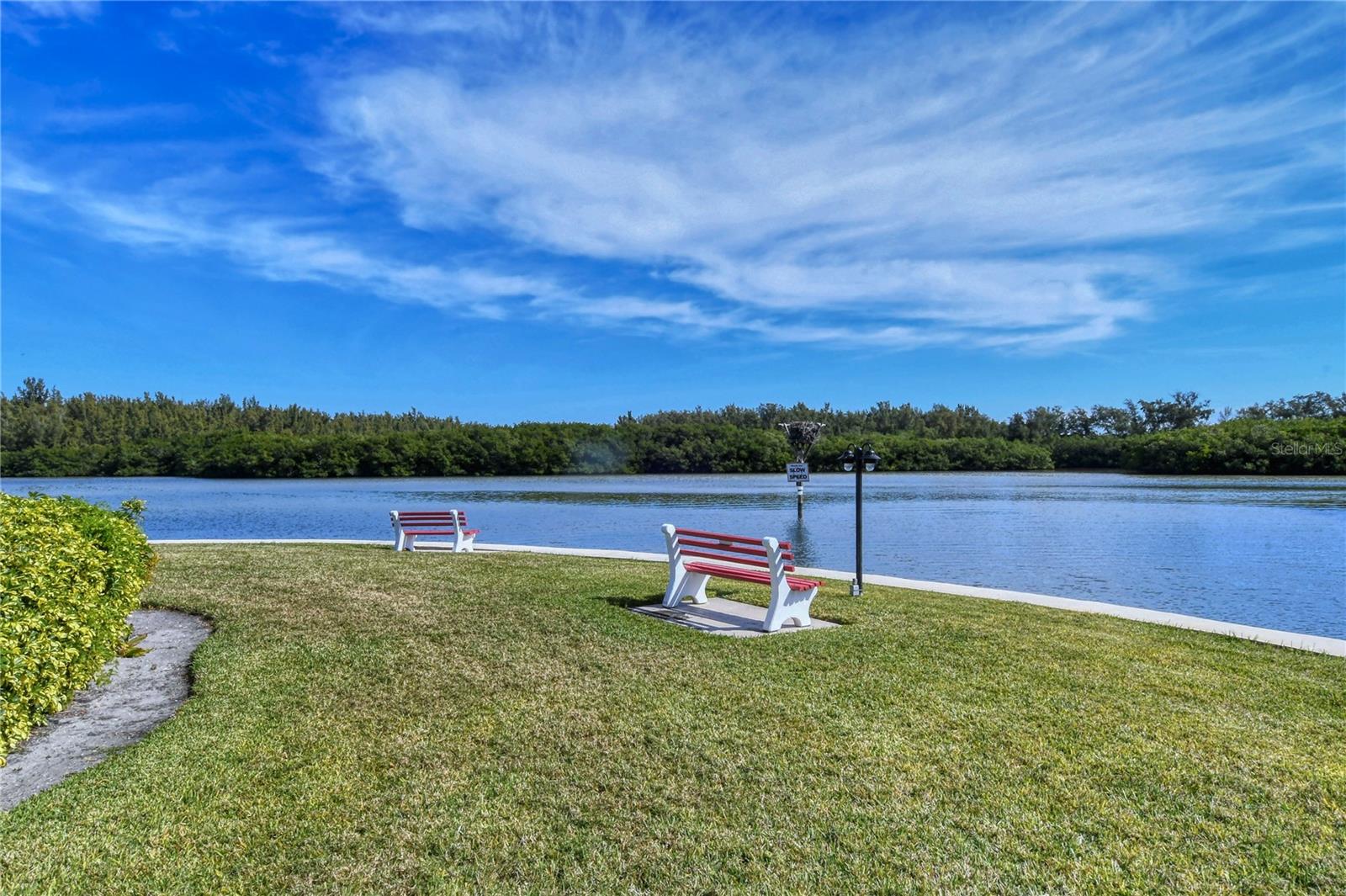 POINTE ON MIDNIGHT PASS - Residential