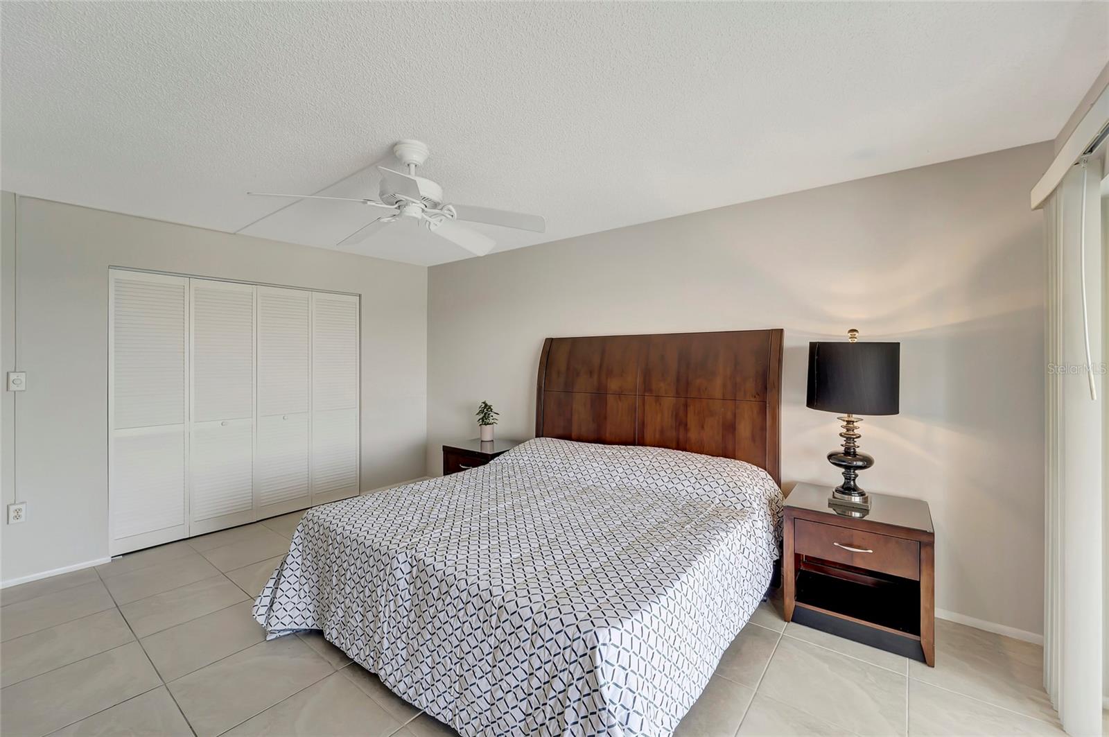 POINTE ON MIDNIGHT PASS - Residential