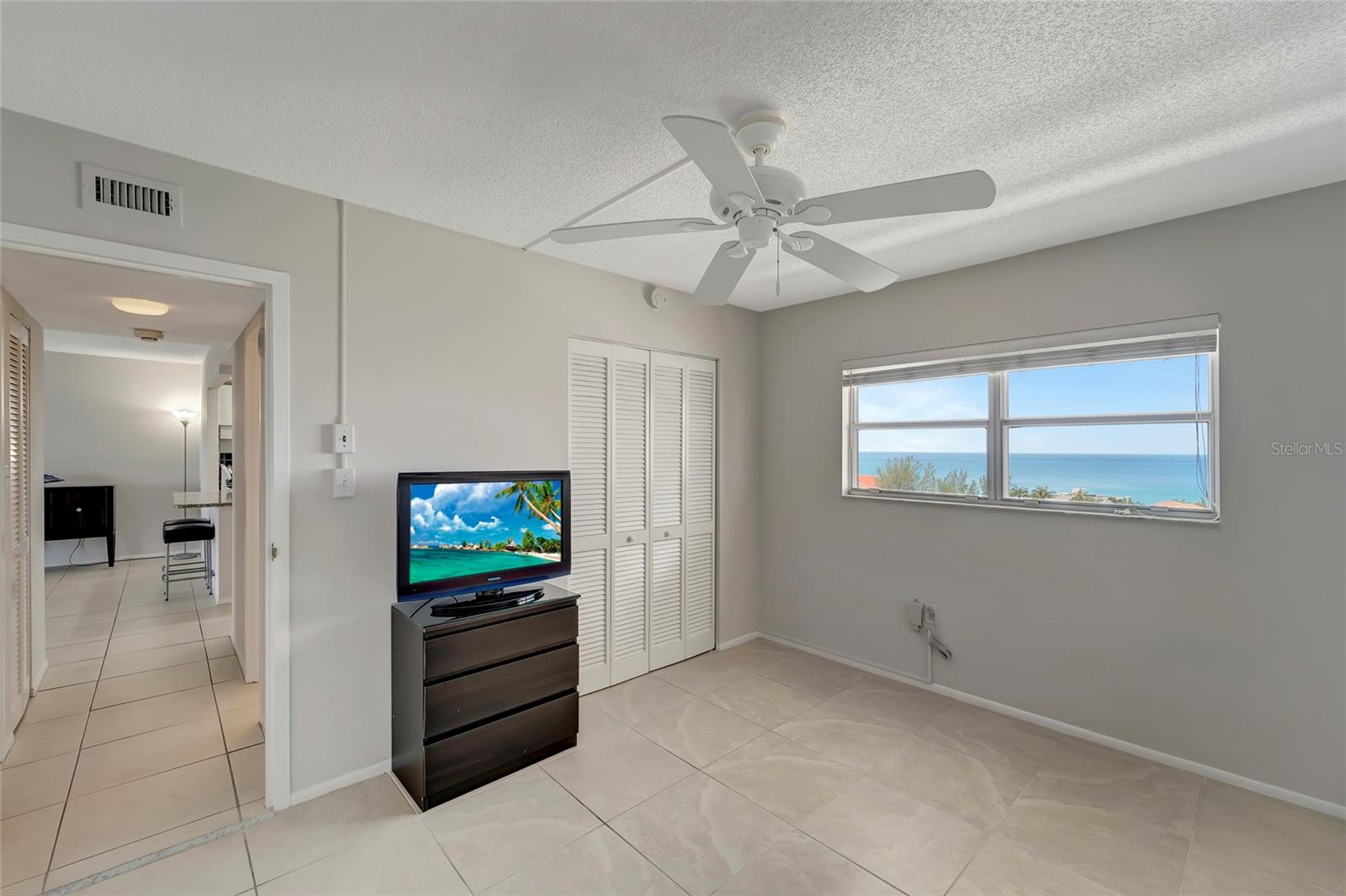 POINTE ON MIDNIGHT PASS - Residential