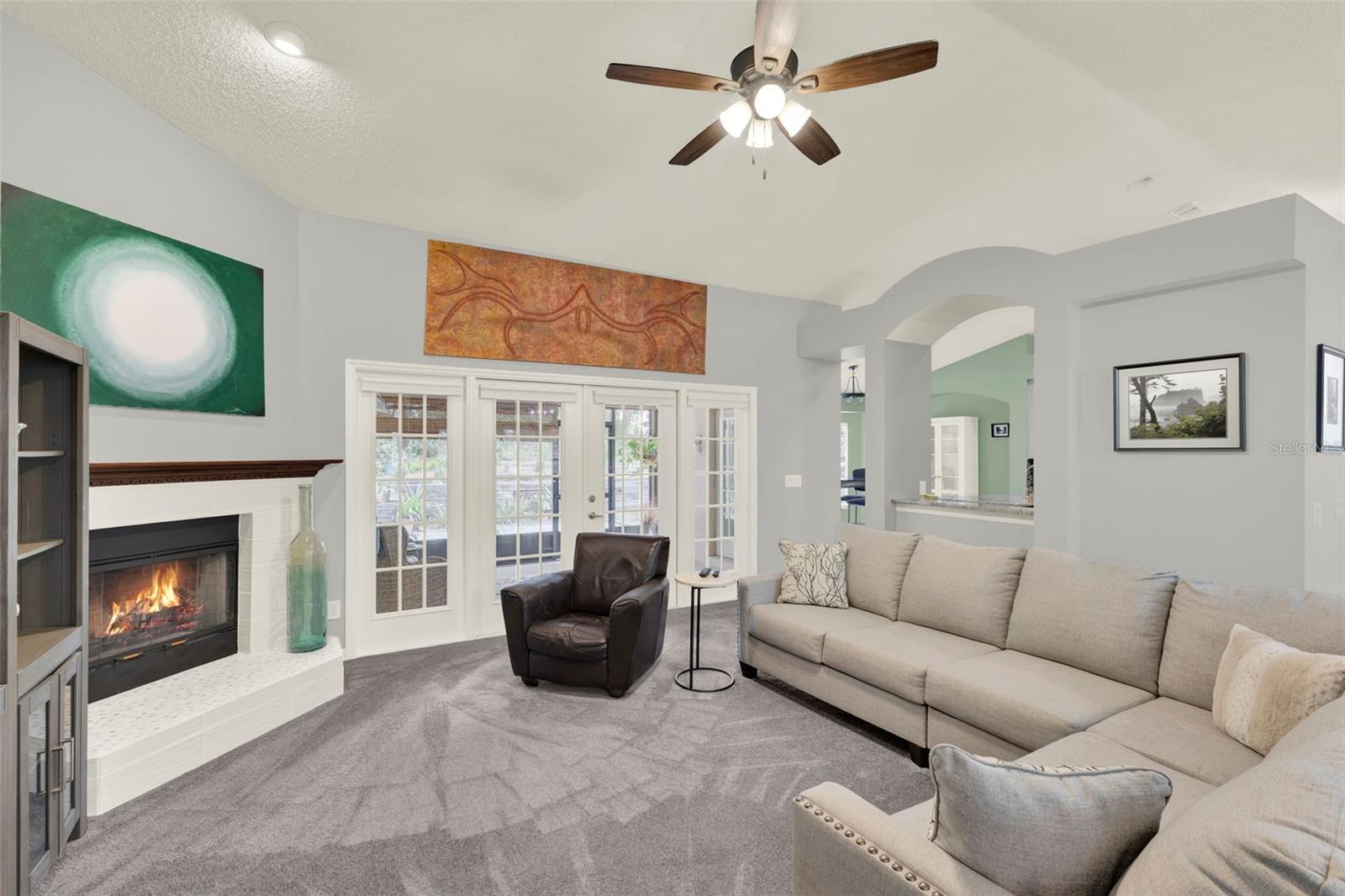 1453 MAPLE LEAF LN