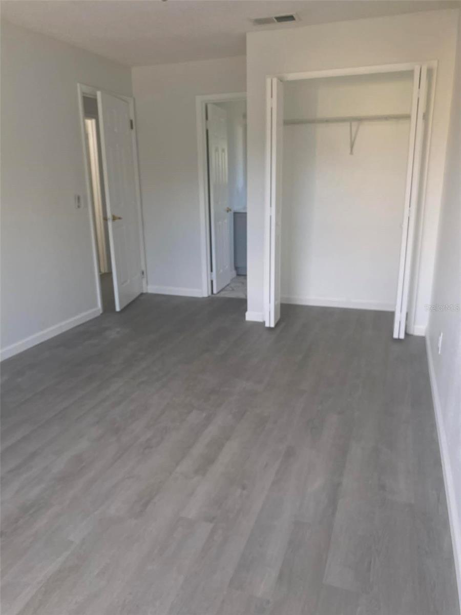 HAWTHORNE VILLAGE - Residential