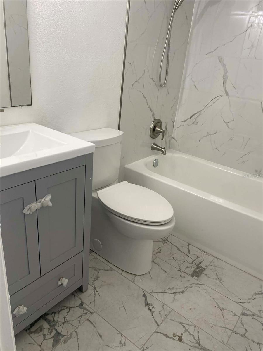 HAWTHORNE VILLAGE - Residential