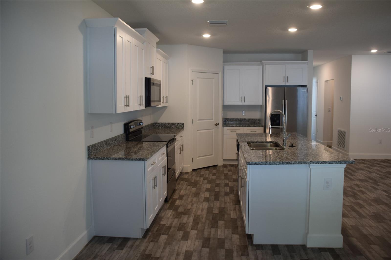 ORANGE BLOSSOM HILLS UN 03 - Residential