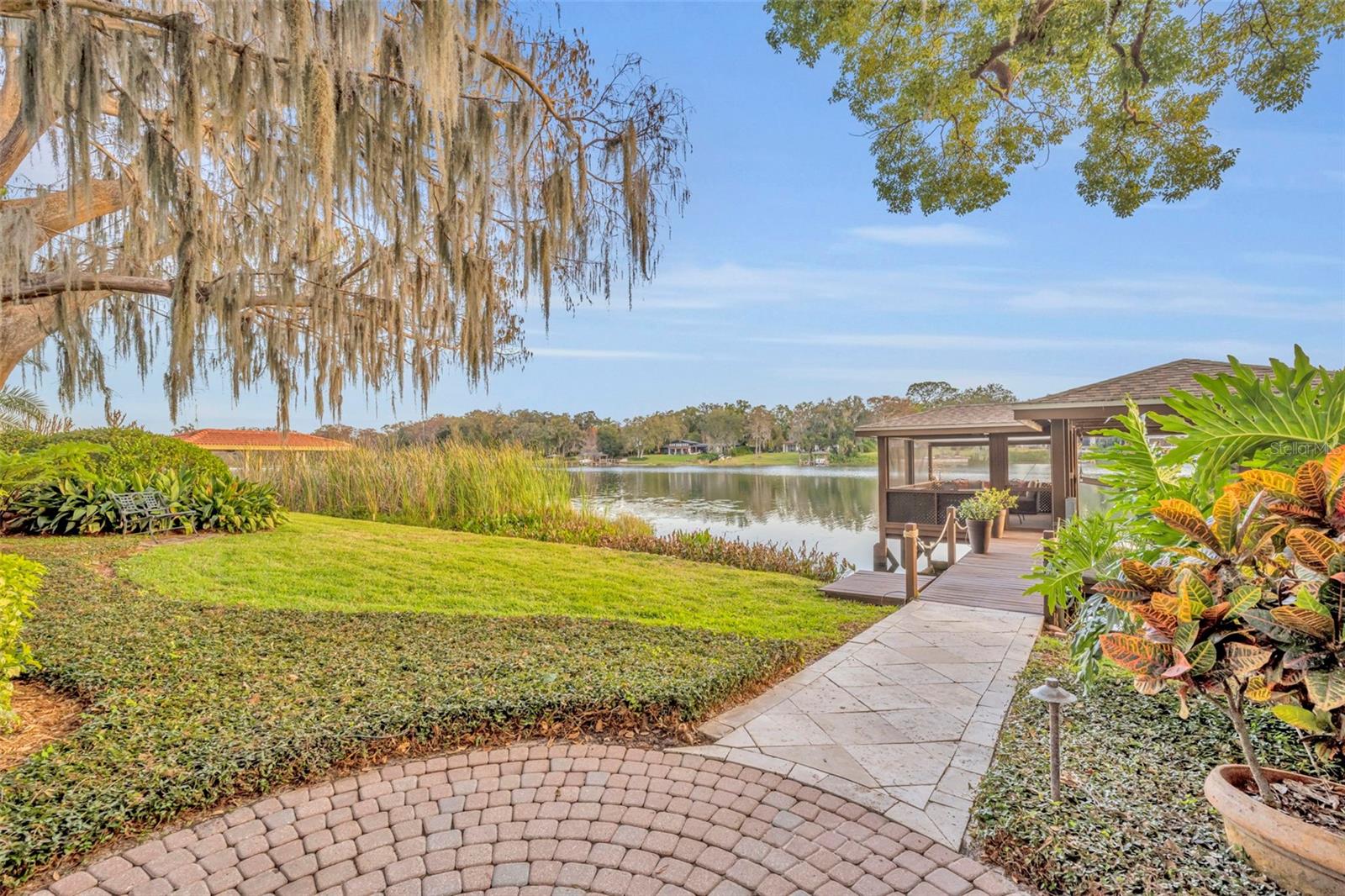 ROSE ISLE SEC 01 - Residential