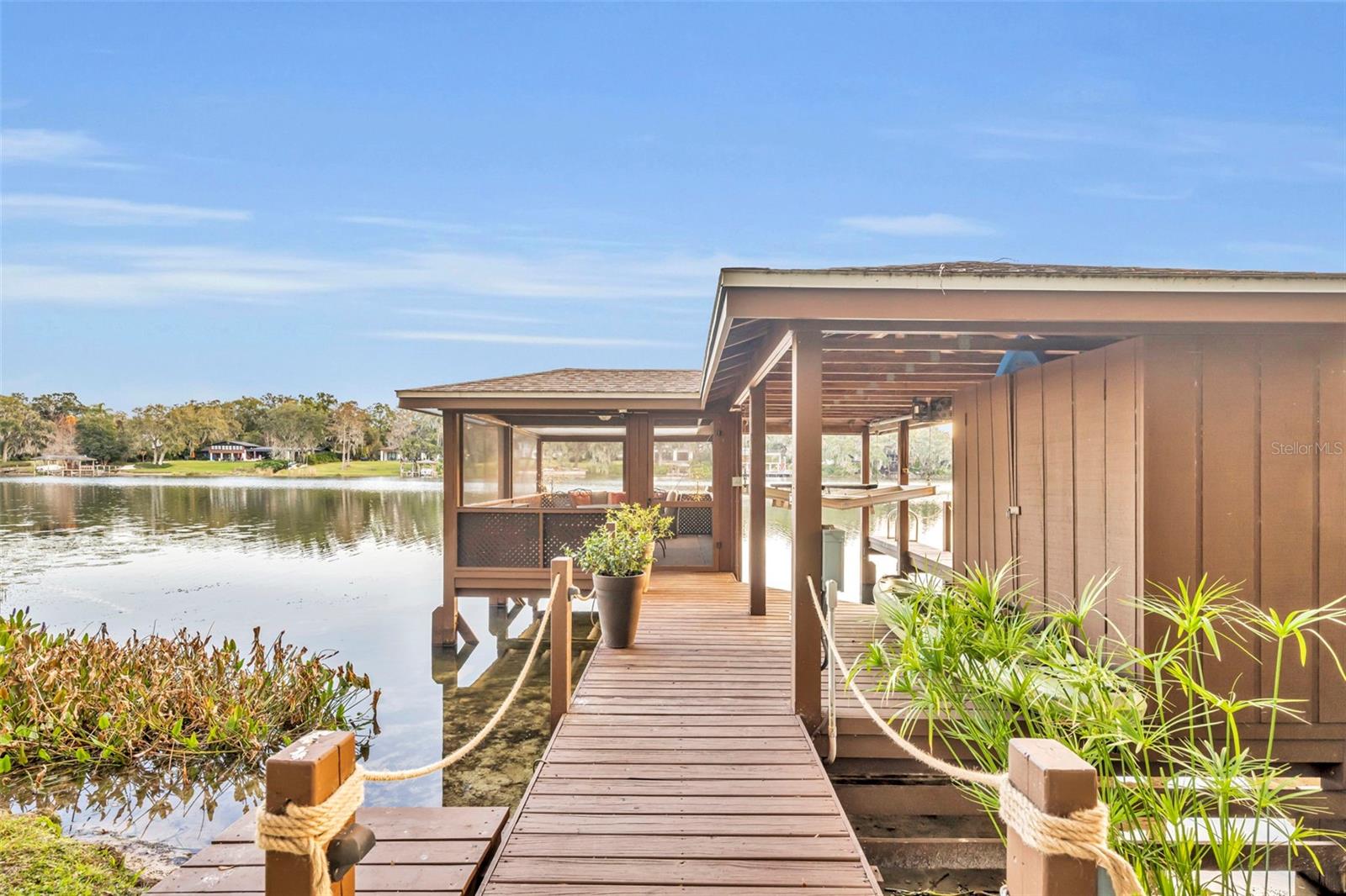 ROSE ISLE SEC 01 - Residential