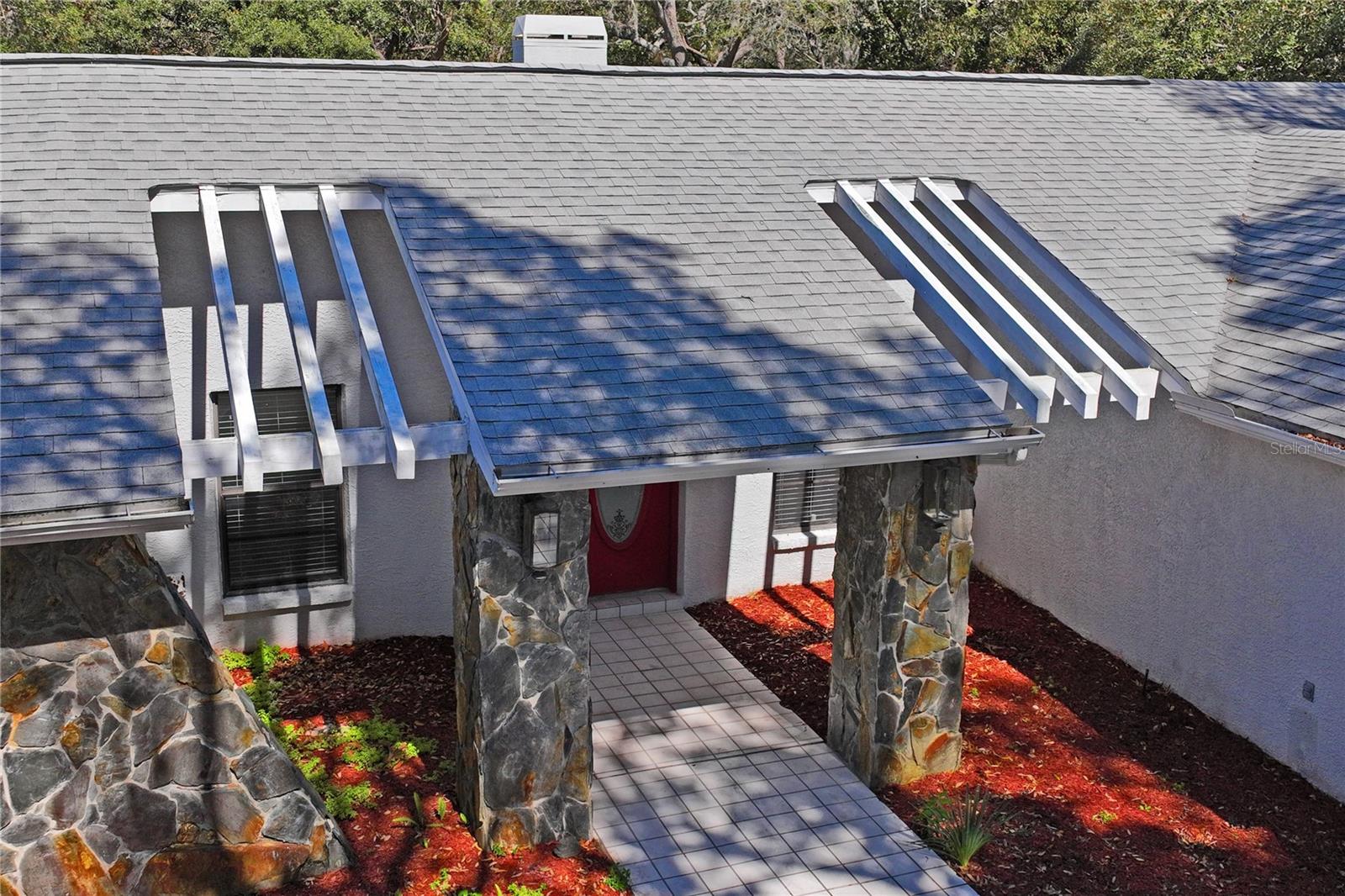 7256 ROYAL OAK DRIVE