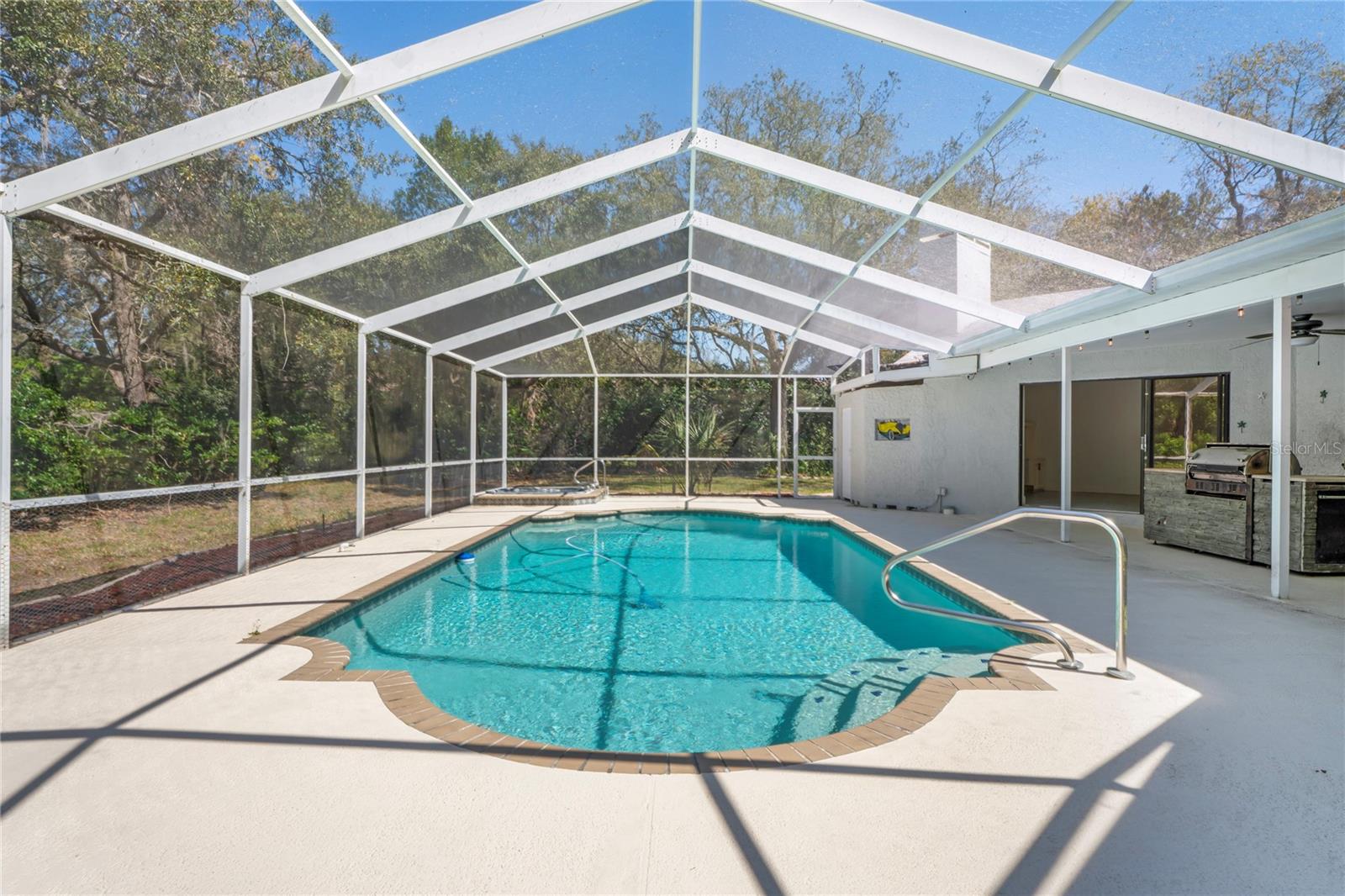 7256 ROYAL OAK DRIVE