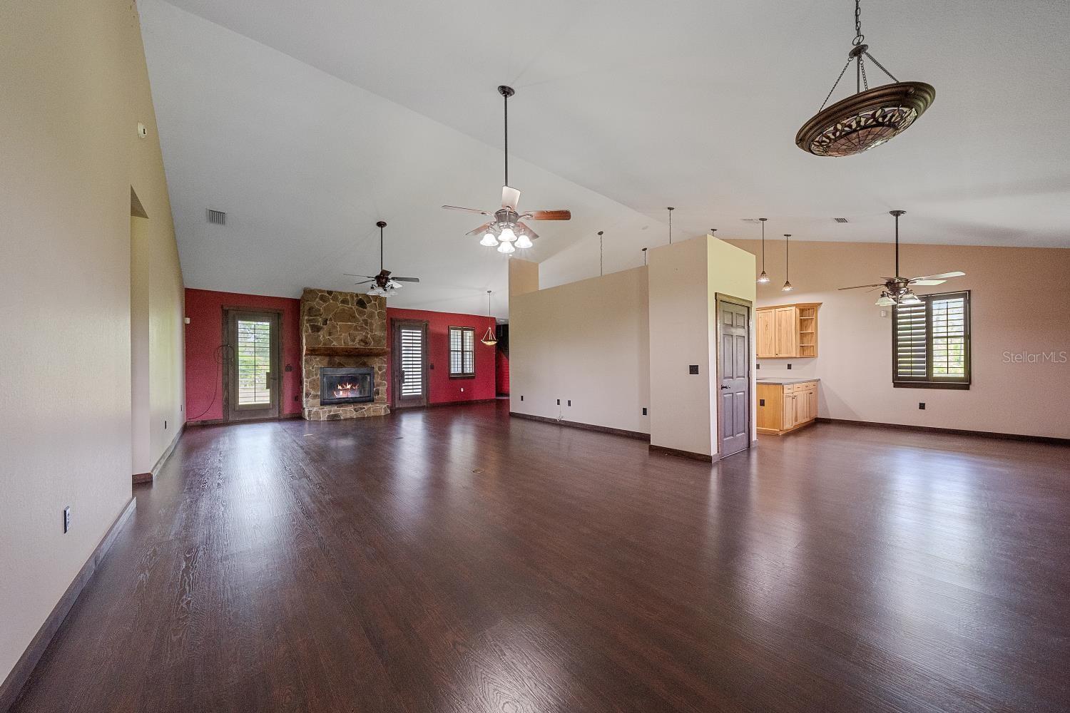 POMELLO PARK CONTINUED - Residential