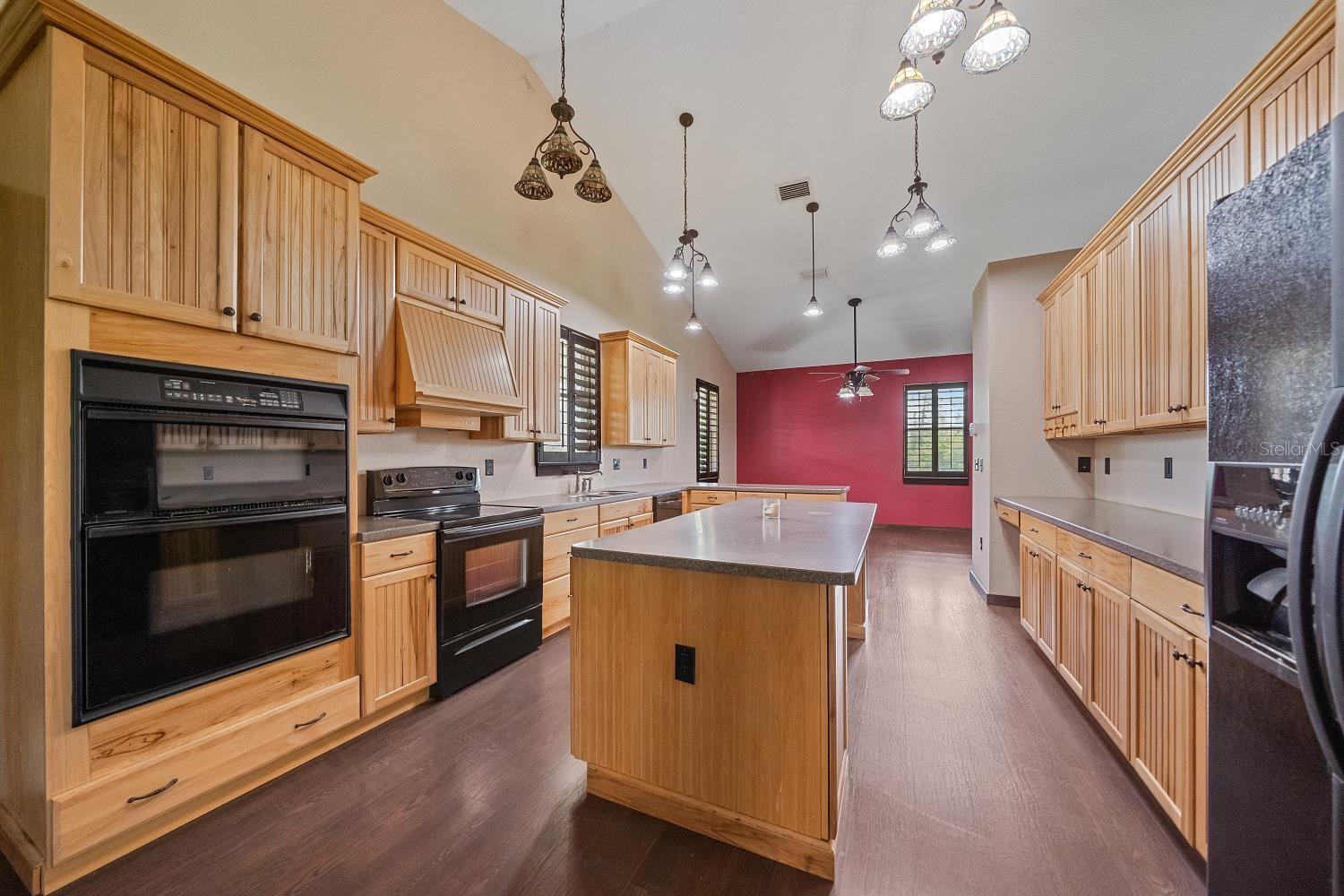 POMELLO PARK CONTINUED - Residential