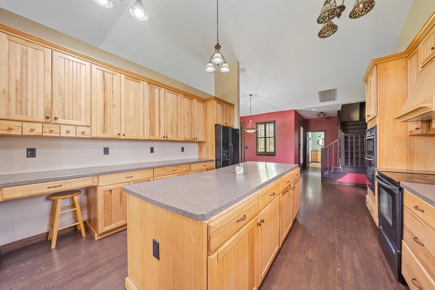 POMELLO PARK CONTINUED - Residential