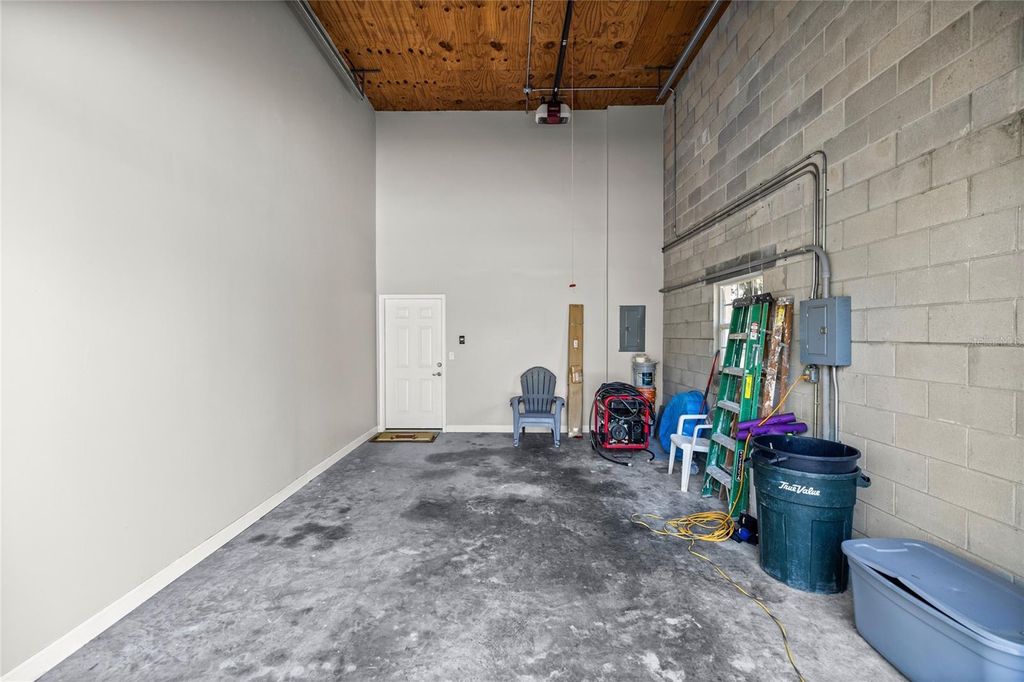 listing image 81