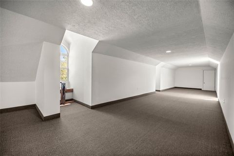 listing image 73