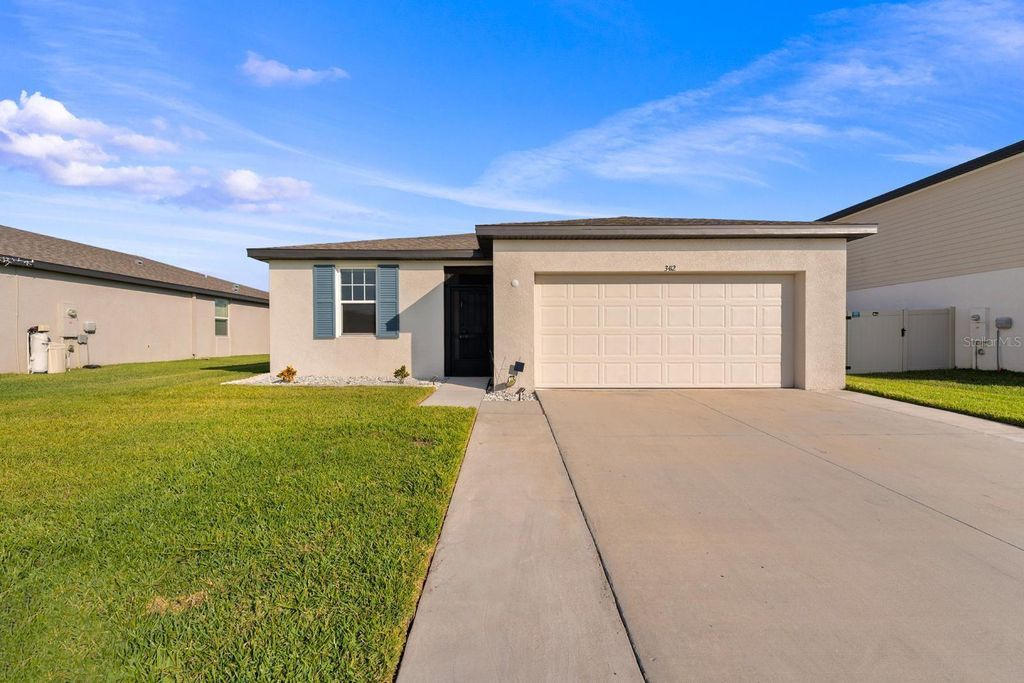 Photo of 3412 Bonsilva Street, Plant City, FL 33566 (MLS # TB8450246)