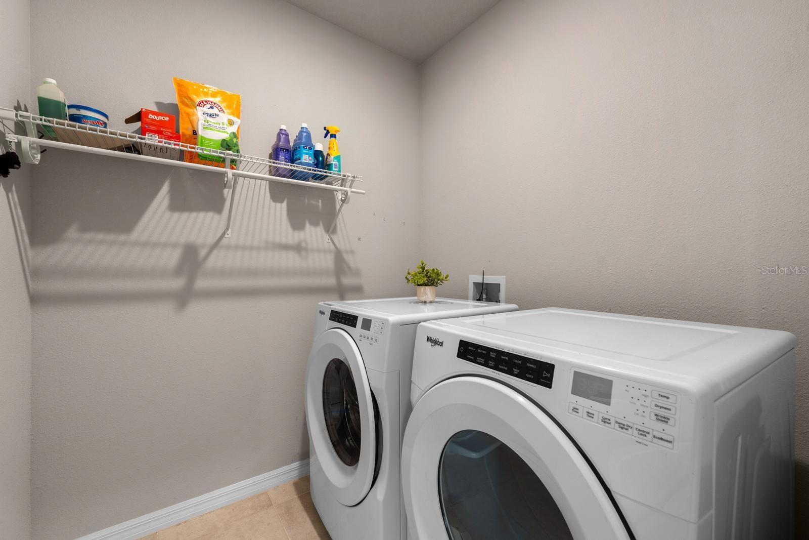 C8J / LANTANA GROV - Residential