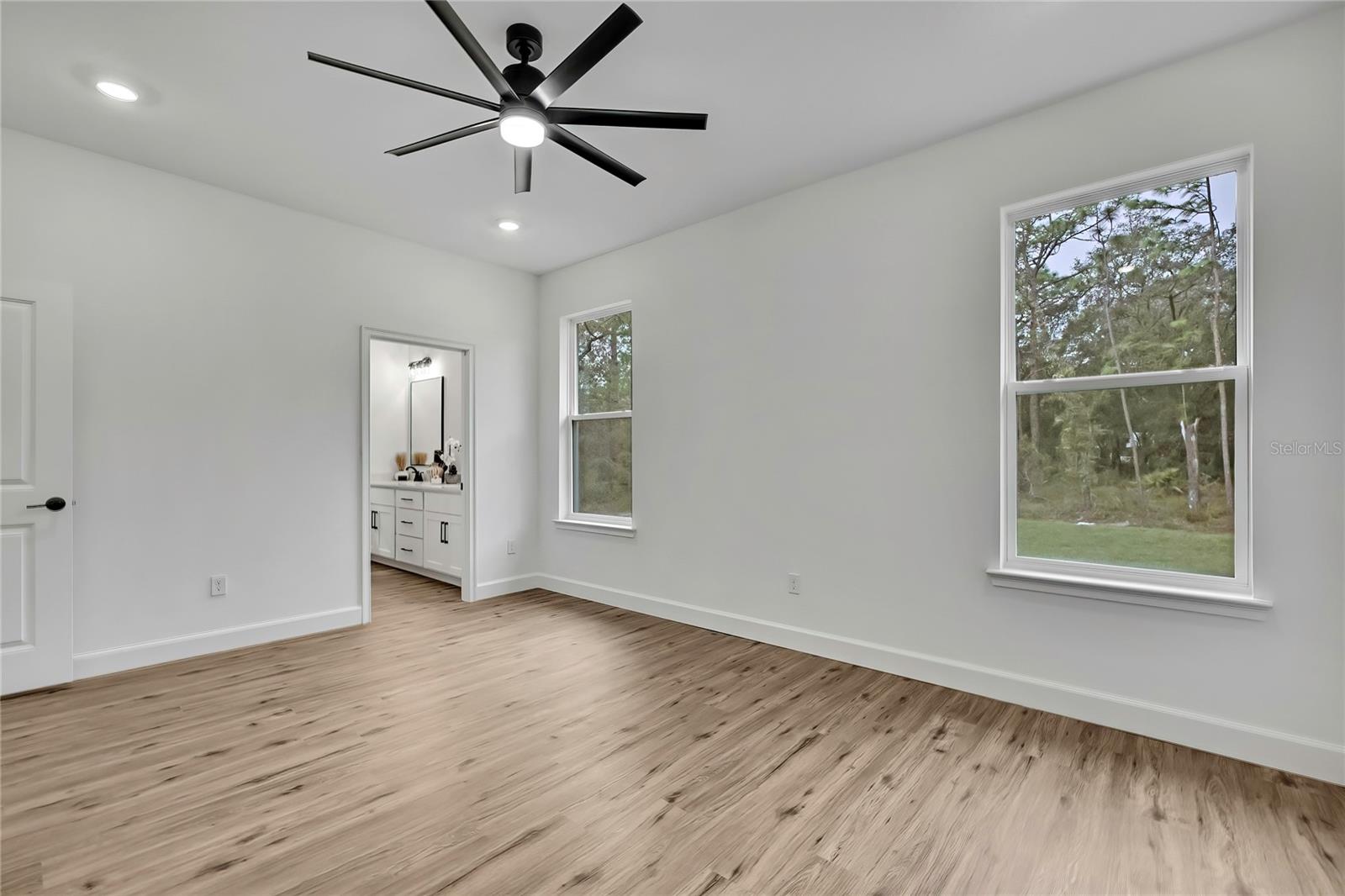 ROYAL HIGHLANDS - Residential