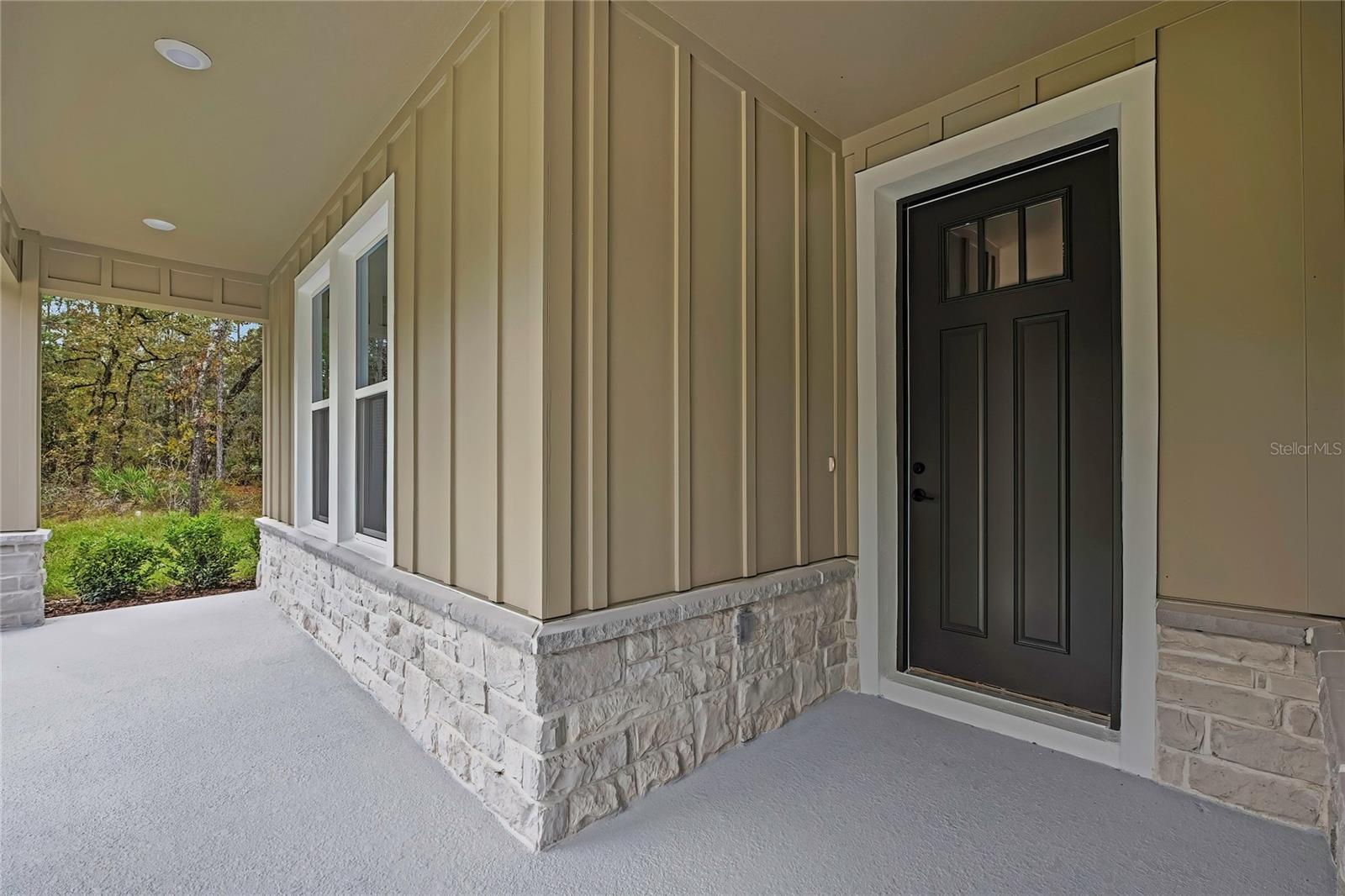 ROYAL HIGHLANDS - Residential