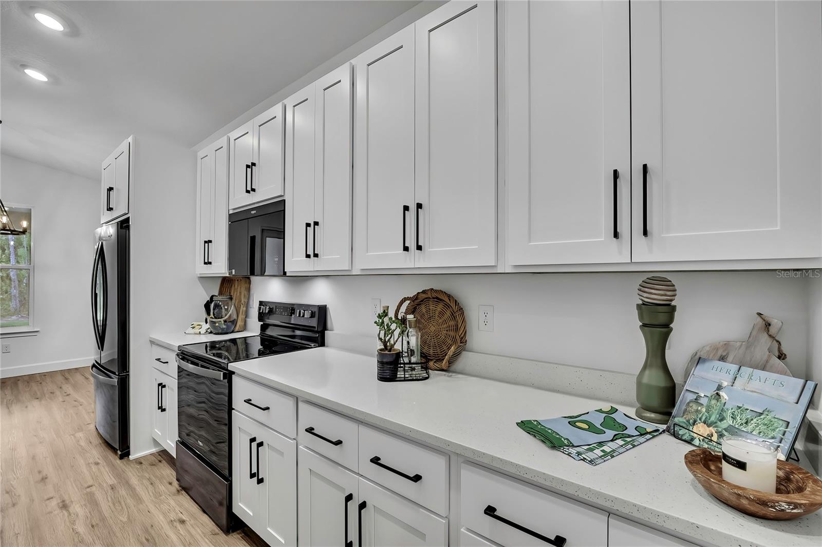 ROYAL HIGHLANDS - Residential