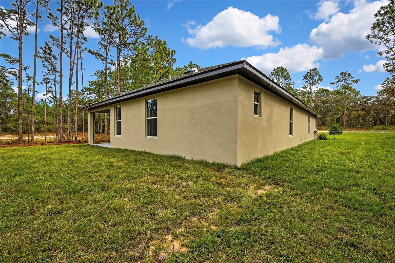 ROYAL HIGHLANDS - Residential