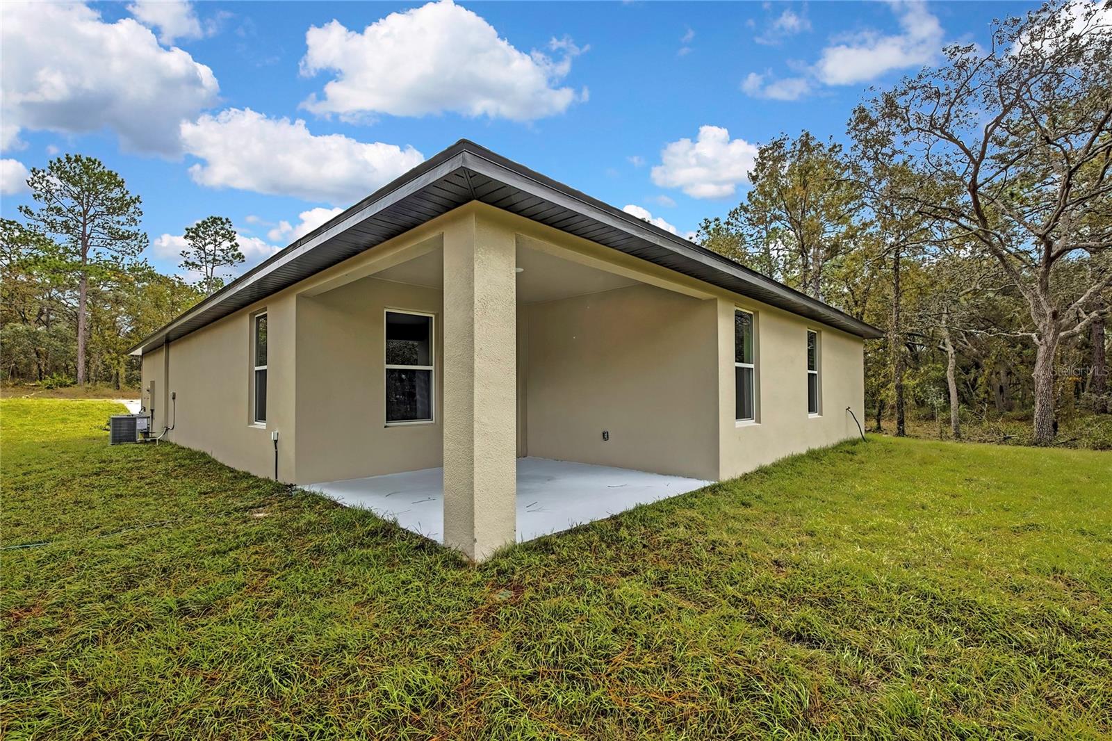 ROYAL HIGHLANDS - Residential