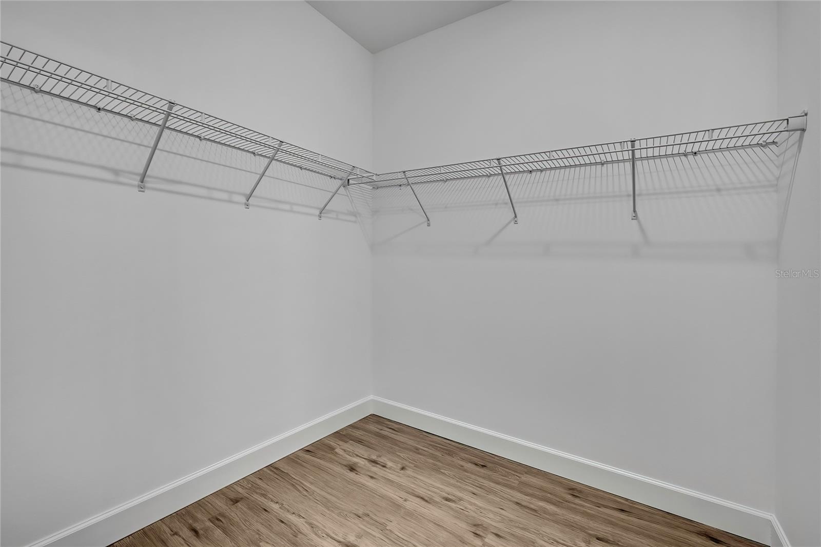 ROYAL HIGHLANDS - Residential