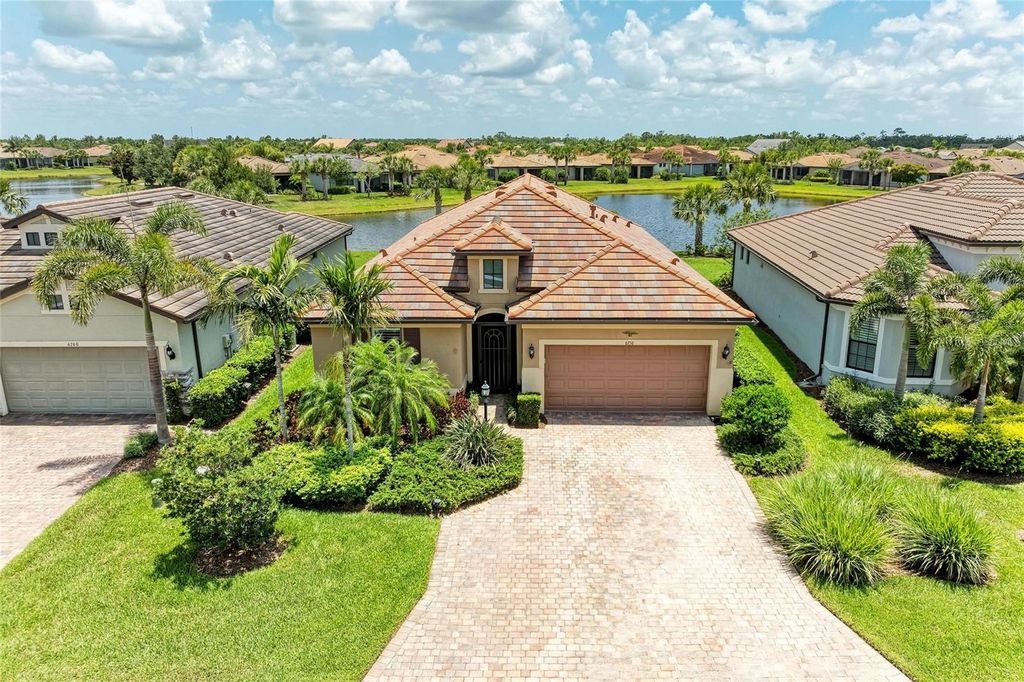 Photo of 6756 Chester Trail, Lakewood Ranch, FL 34202 (MLS # A4654405)