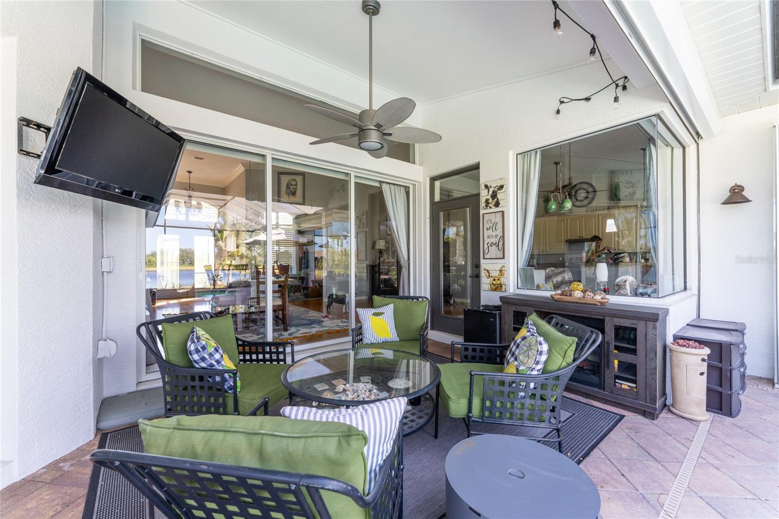 RIVERBEND ESTATE - Residential