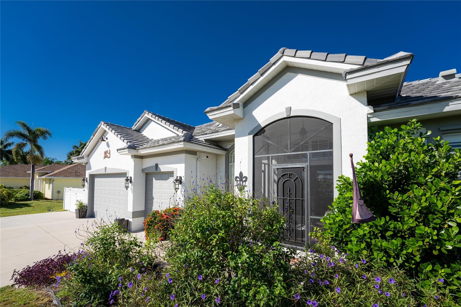 RIVERBEND ESTATE - Residential