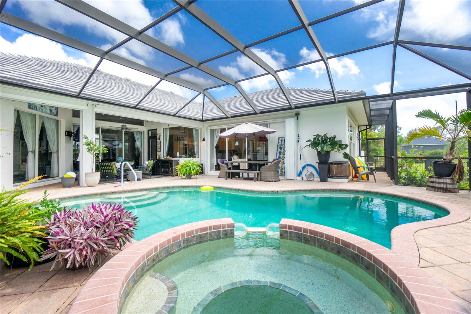 1417 CARSWELL STREET