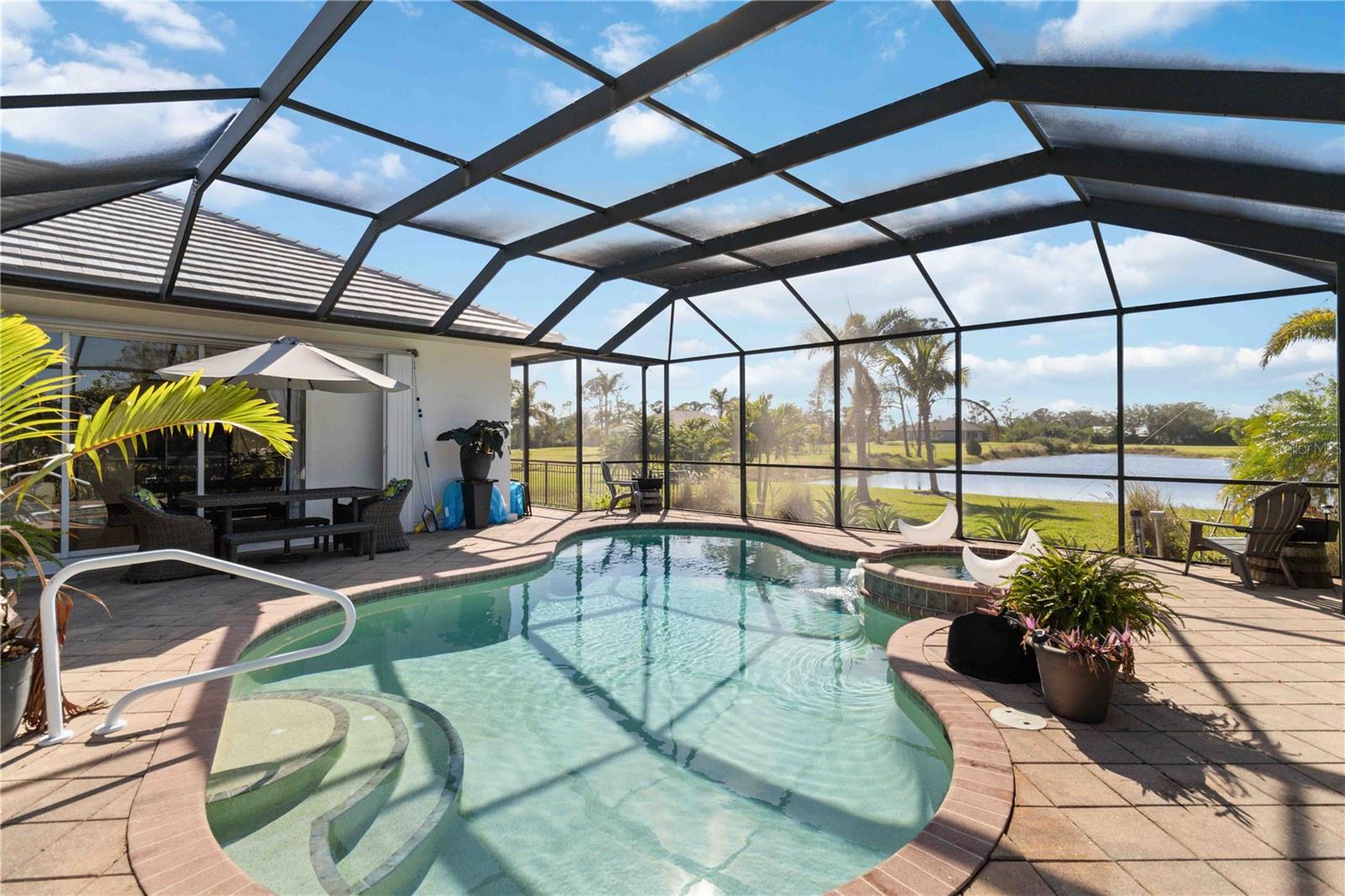 RIVERBEND ESTATE - Residential