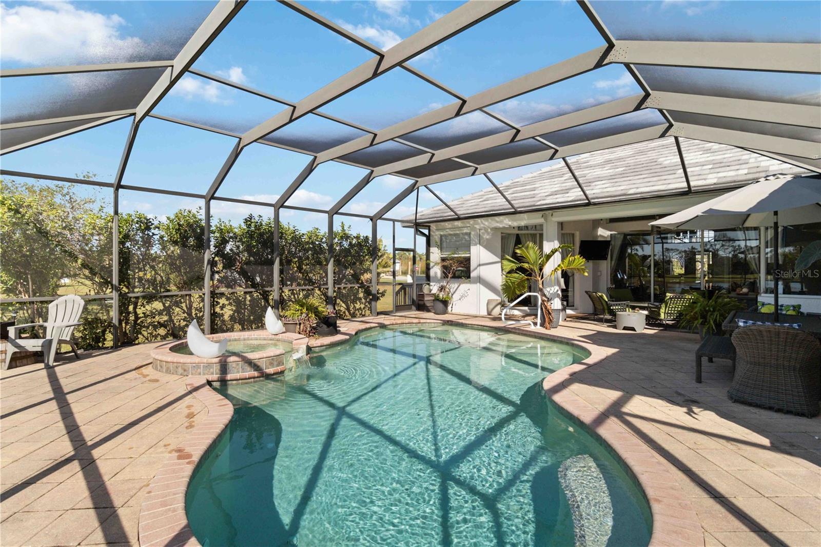 RIVERBEND ESTATE - Residential