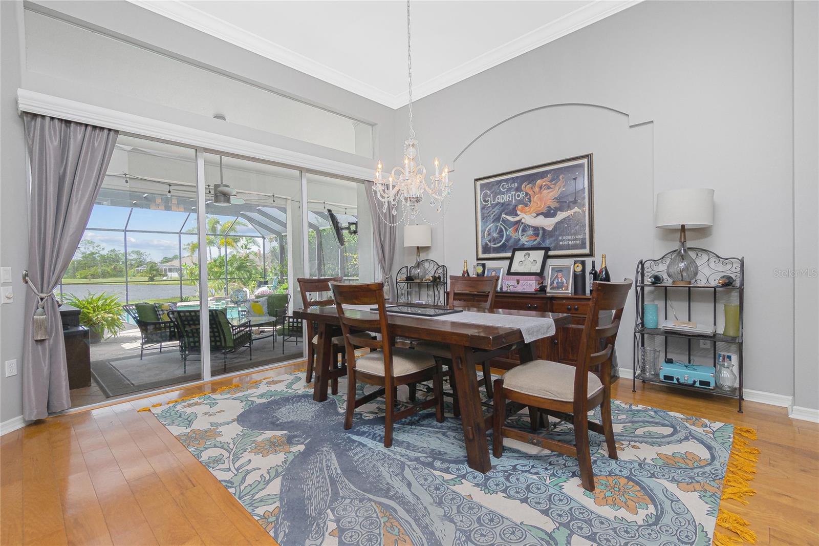 RIVERBEND ESTATE - Residential